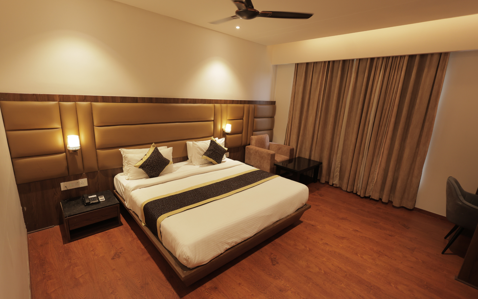 Premier Room